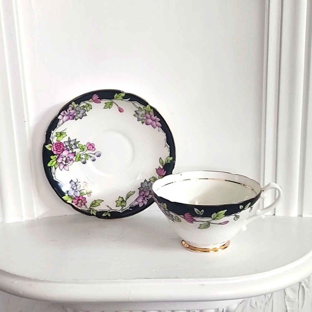 Vintage teacup and saucer Stanley bone china brown wide mouth pedestal cup
